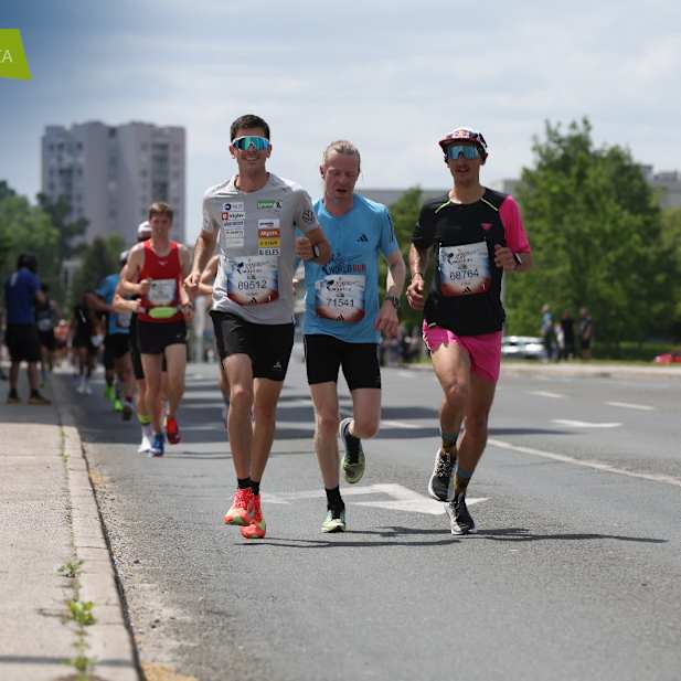 hxauwn98jfiejqe2phcwyp8i