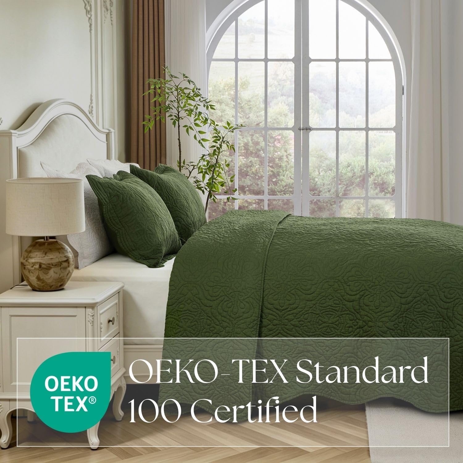 100% Cotton Sateen Quilt Set | Silky Soft & Breathable | Elegant Medallion Damask Pattern | Lightweight Cotton Fill | All-Season Bedding | Queen Size 3-Piece Set, Vine Green, 86"X90" — image 3 of 9