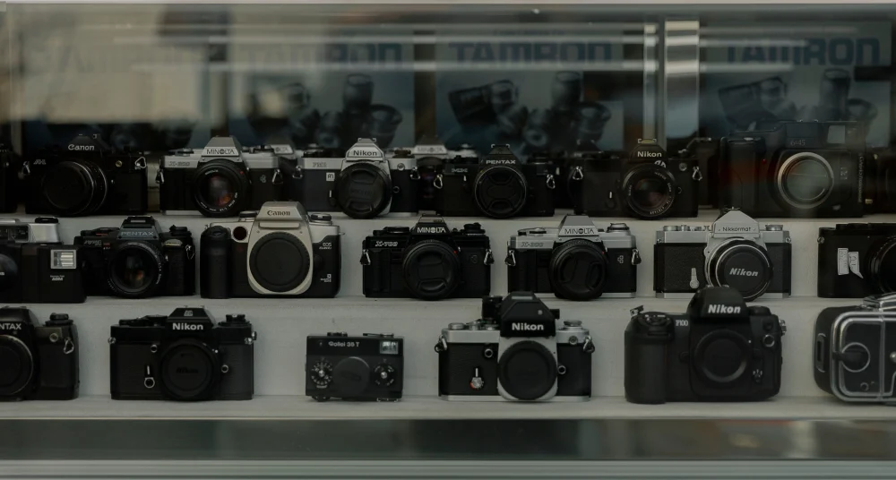 camera rental store