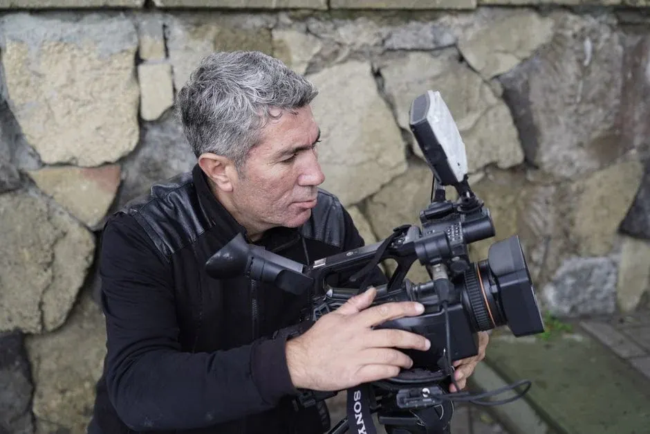 Legendary Canadian Film Directors and Photographers: Icons Who Shaped the Industry