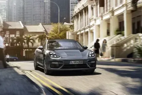 2026 Porsche Panamera