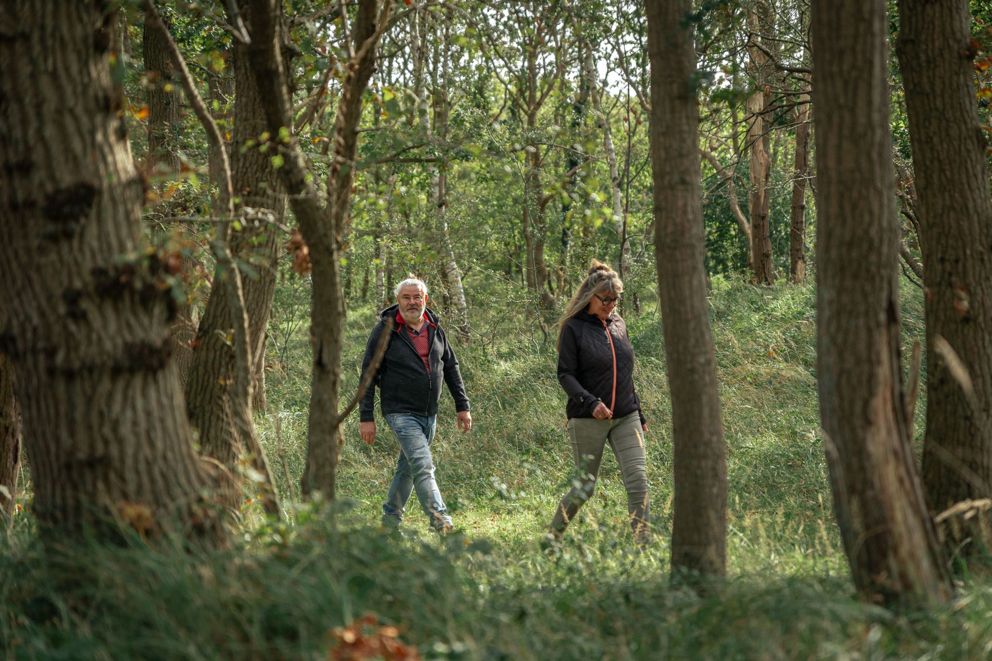 Hoe contacteer ik de huurder voor de boeking is bevestigd? 