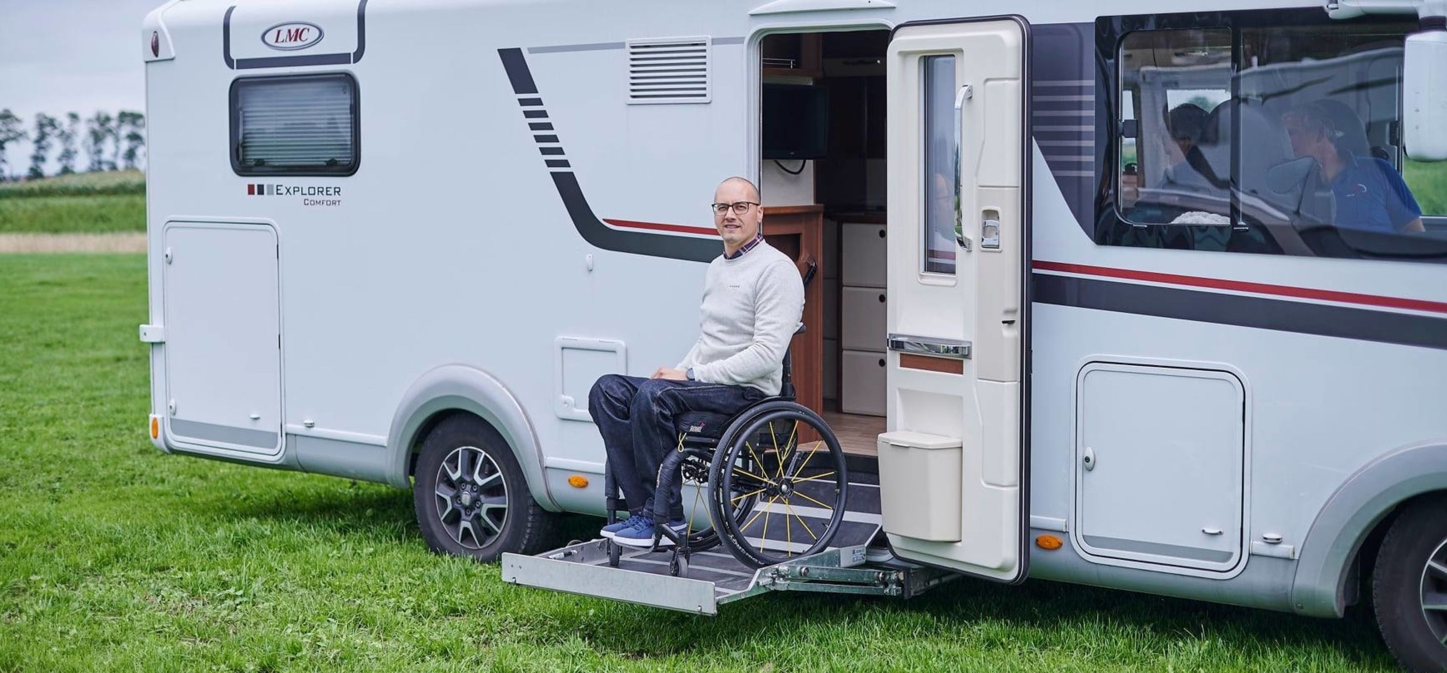 Vrijheid met deze rolstoel toegankelijke mobilhome