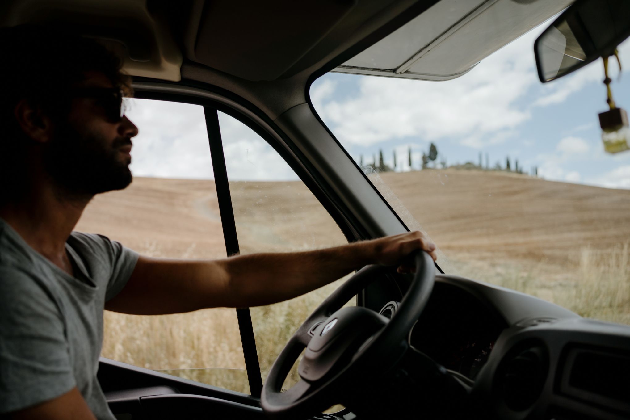 Waar moet je op letten als je een tweedehands camper gaat kopen of huren?