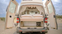 Frits – 2-seater Volkswagen campervan from 2009