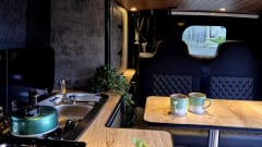 ONYX – OFF-GRID 2 berth  Kitchen Heating - Bedding included - Campervan