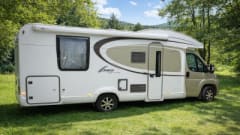 4p Bürstner 160 hp semi-integrated (2013)