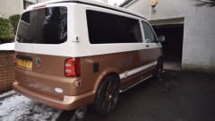 Volkswagen Campervan - 4 Berth