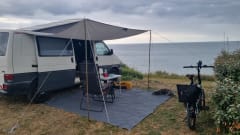 Misty Miles – 2p Volkswagen campervan from 2001