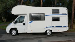 6-person family camper, alcove, Joint Euroliner