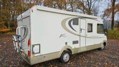 4p Bürstner integral camper from 2009