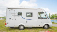 Hymer B 508 CL – Compact and very spacious inside