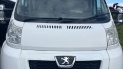 Northern Lights – Peugeot campervan met 4 slaapplaatsen uit 2012