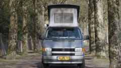 Sunset - VW T4 California with sleeping roof; vending machine