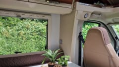 5p Adria Matrix 670SL semi-integrated from 2017