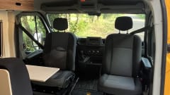 Bus Renault 4 places de 2020