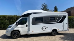 Beautiful luxury Burstner IXEO 680