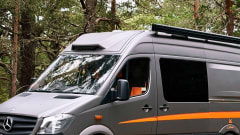 LaBrum – Camper di lusso adatto ai cani | Doccia, WC e tendalino |