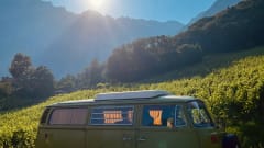 The Hulk – Westfalia – Beautiful Classic Camper For Rent! 
