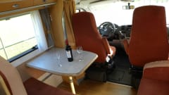 Spacious and complete camper for a nice price
