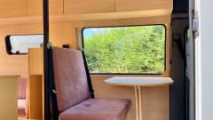 4-seater Volkswagen bus from 1999