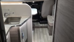 De Reiskamer op wielen  – 5p Ford integrated uit 2025