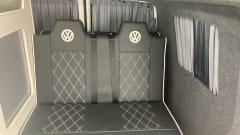 Elsie Girl – 2 berth VW semi high top campervan 