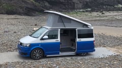 Bluey  – VW-Campingbus mit 4 Schlafplätzen aus dem Jahr 2012