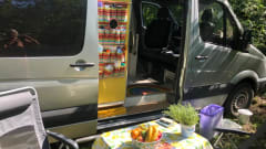 Laura – Delicious compact machine with all amenities and 2x air conditioning!