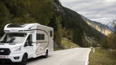 "Reverie" – Chausson 797-TITANIUM-2026 for 3 persons with automatic transmission.