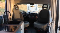 Beluga – Fiat autocostruita per 2 persone, completamente equipaggiata e autonoma, con autonomia illimitata fuori dalla rete elettrica.