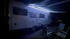 Camper – Spacious and luxurious 4-person Hymer with starlink wifi