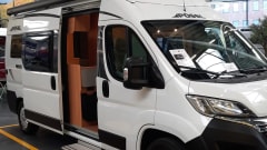 Pössl Bus Camper (2021) with lifting roof