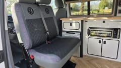 'Cow' Parsley – VW-Campingbus mit 4 Schlafplätzen