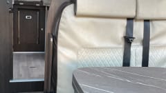 The Ket Mobiel – 4p Benimar semi-integrated uit 2022