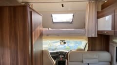 Berty – Luxuriöses modernes und geräumiges Wohnmobil mit 6 Schlafplätzen