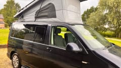 Sapphire – 4 berth Volkswagen T6 campervan from 2017
