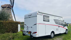 Very luxurious and spacious Adria Matrix family camper (max. 5 pers.).