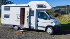 Fantastic, Family Sized Motorhome for Rent - 4 (6) berth