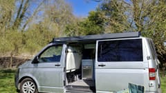 Iris – 4 Berth VW T5 Camper