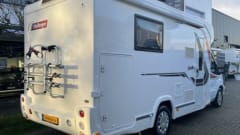 4p Challenger with queen-size bed, AIRCO and powerful 170 HP engine!
