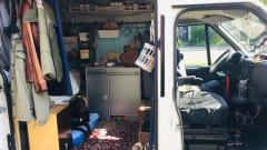 2p Ford bus from 2005