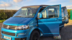 Otto – Volkswagen campervan met 4 slaapplaatsen uit 2009