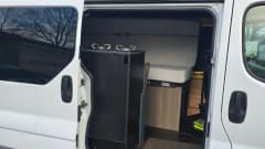 2p Renault bus uit 2008