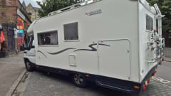 Family Explorer  – 4 berth Fiat bus from 2006