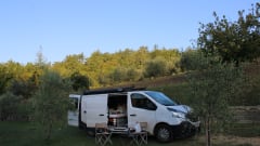 Zelfbouwcamper met dakhangmatten – 2p Renault campervan from 2015