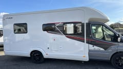 2026 Reg Island Bed 4 berth Autotrail F74 