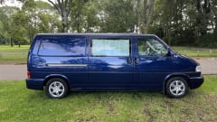 2p Volkswagen campervan