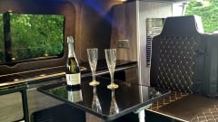 Vana the van – Volkswagen Bus mit 4 Schlafplätzen aus dem Jahr 2015, perfekt, um das schöne Nordwales zu erkunden