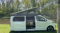 P-458-JD – 4p Fixxter campervan from 2022